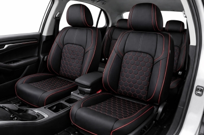Σετ Καλύμματα Αυτοκινήτου Universal ECO Δέρμα Εμπρός και Πίσω Μαύρο με Κόκκινη Ρίγα Line